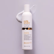 milk-shake-integrity-strength-conditioner-lifestyle